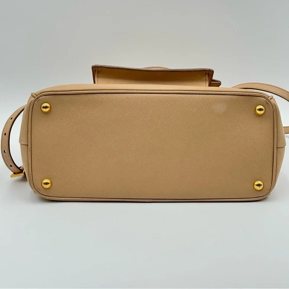 (SOLD) Prada Stefano Leather Galleria Front Pocket Crossbody - Picture 11 of 17